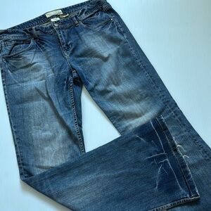 Maurice’s Blue Denim Molli Flare jeans.  Women’s Size 11/12 long